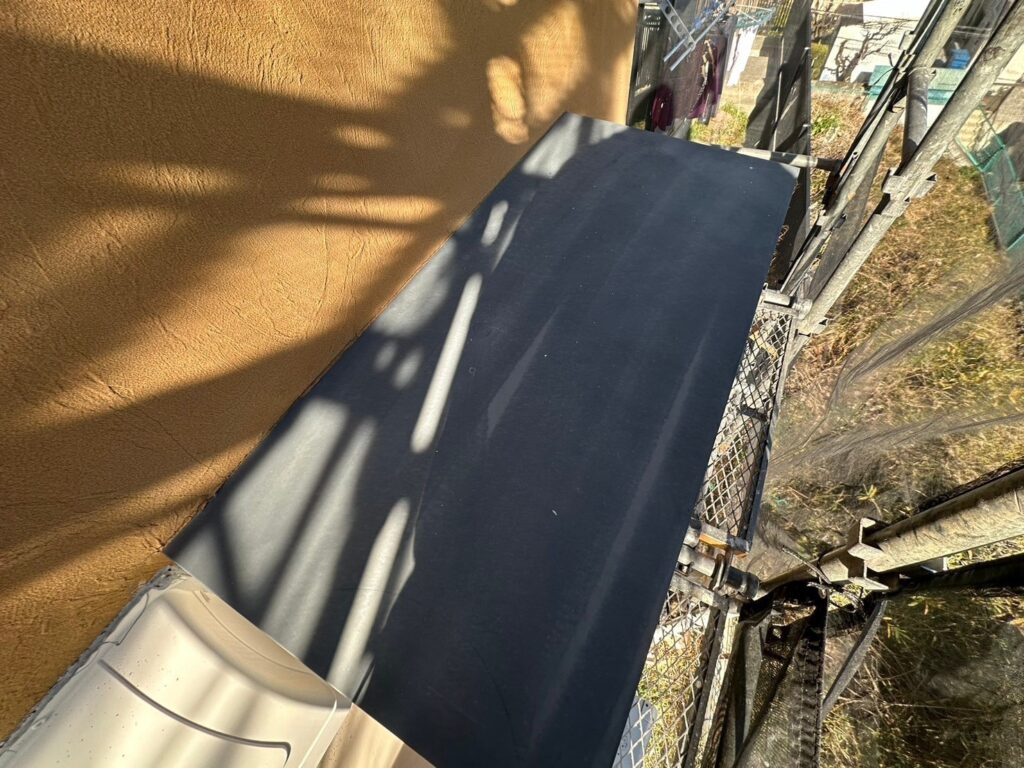 霧よけ庇施工前