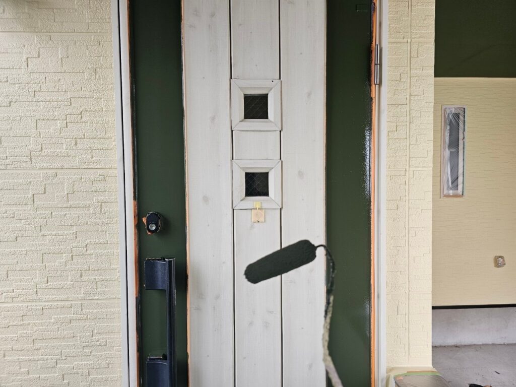 玄関ドア上塗り