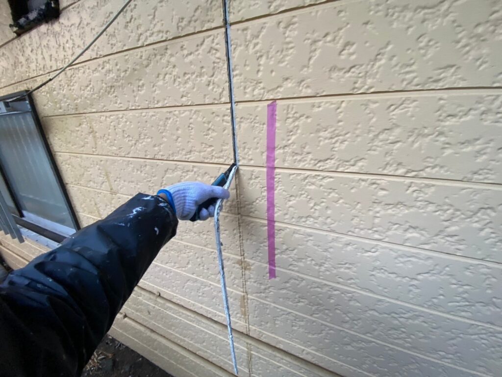 既存シーリング撤去