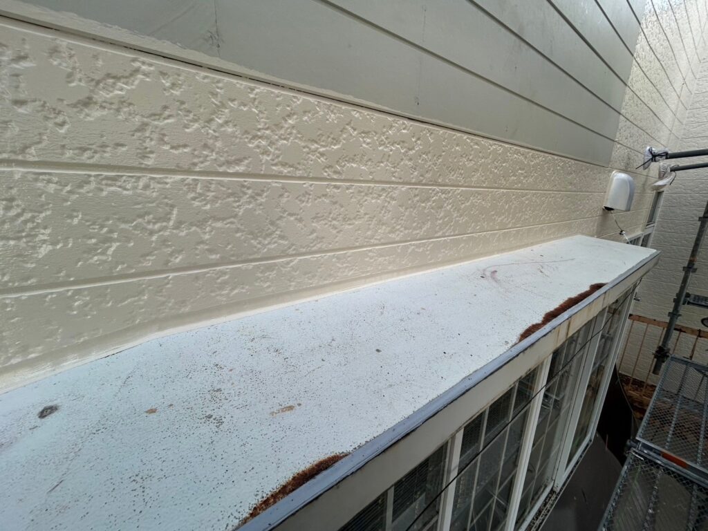 霧よけ庇施工前