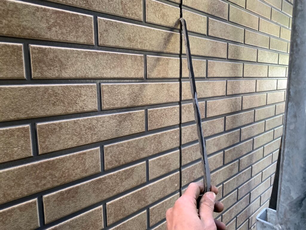 既存シーリング撤去