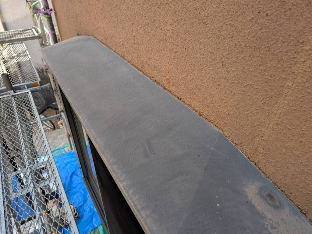 霧よけ庇施工前