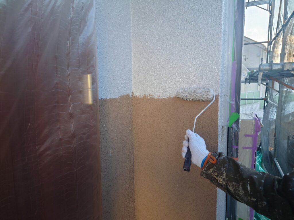 外壁下塗り