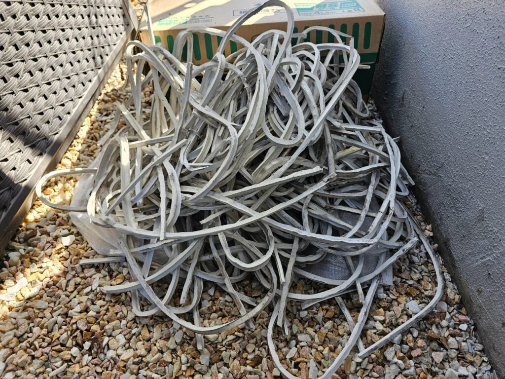 既存シーリング撤去