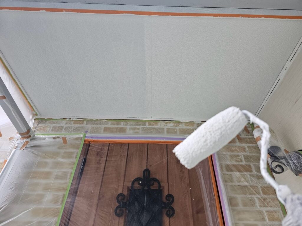 軒天上塗り2回目