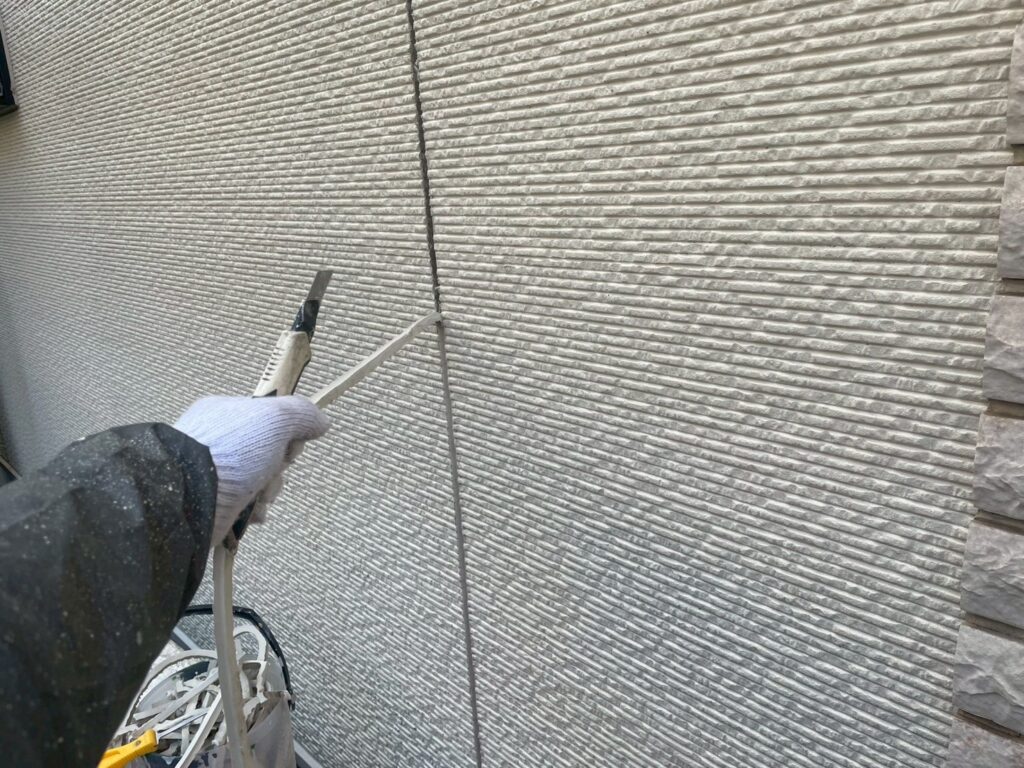 既存シーリング撤去