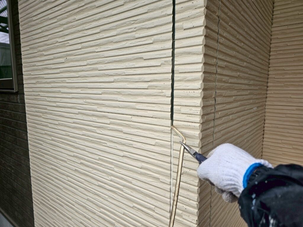 既存シーリング撤去