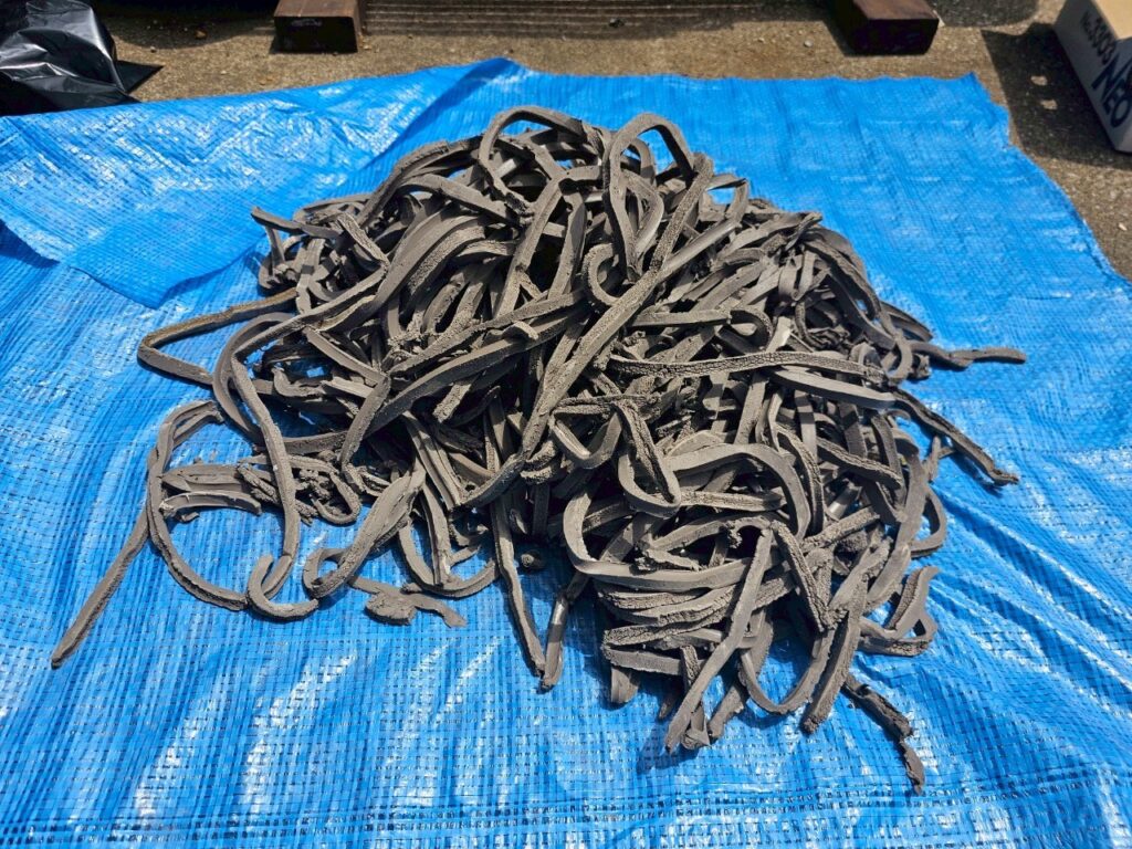 既存シーリング撤去