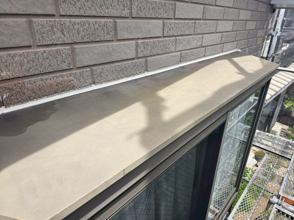 霧よけ庇施工前