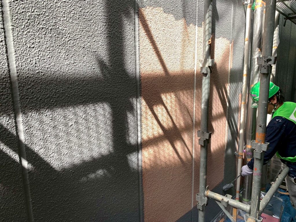 外壁下塗り