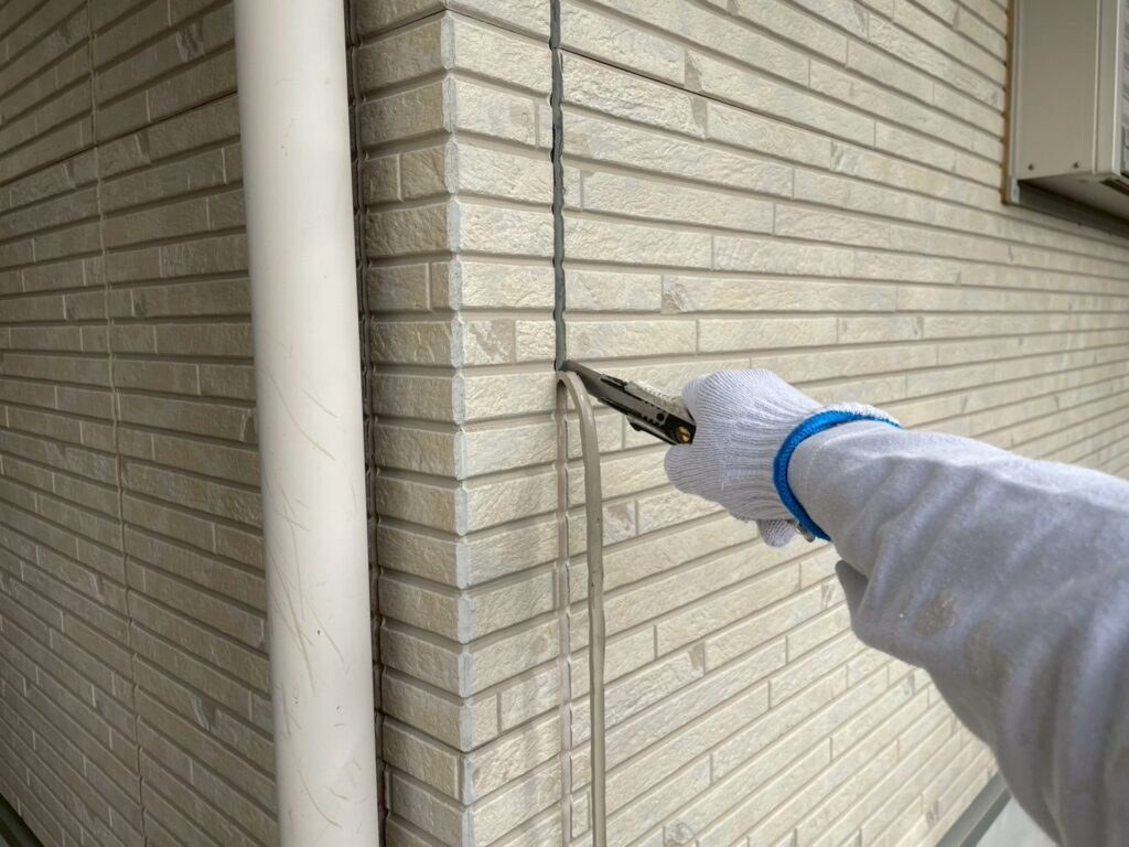 既存シーリング撤去