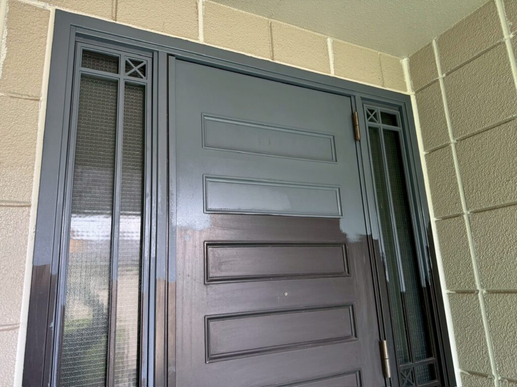 玄関ドア下塗り