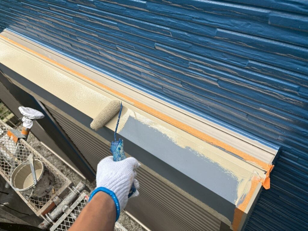 シャッターボックス中塗り