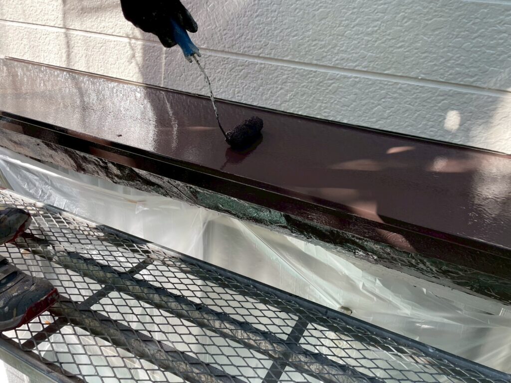 シャッターボックス上塗り