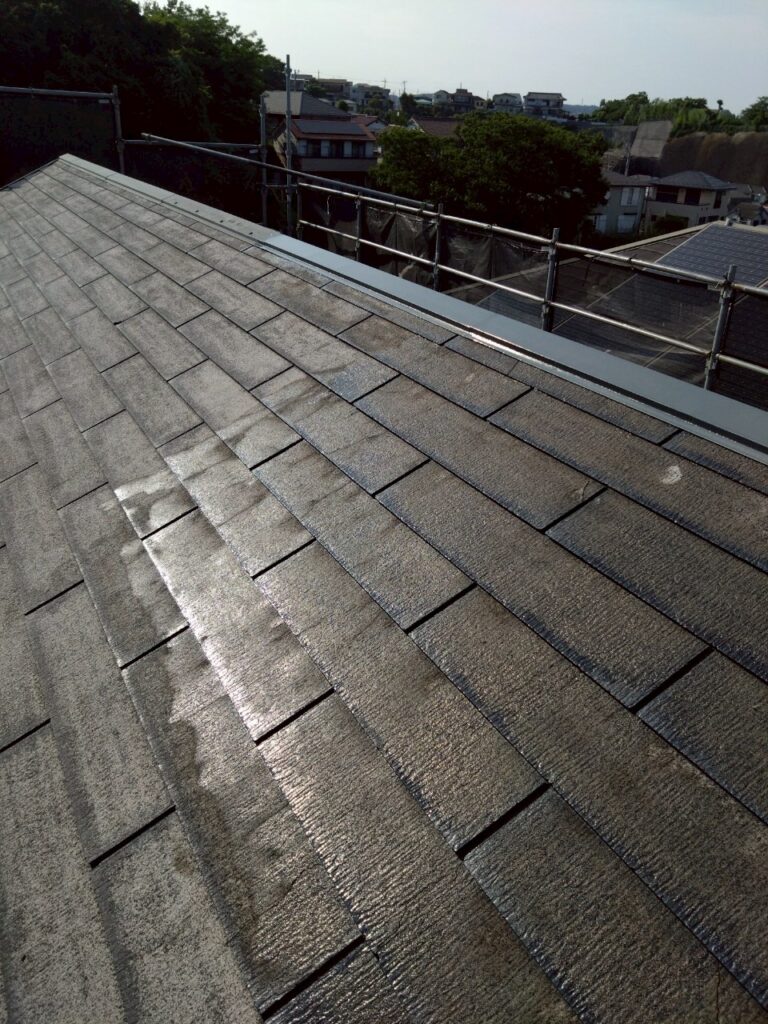 屋根下塗り