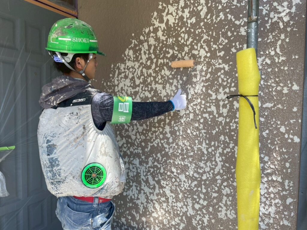 外壁中塗り