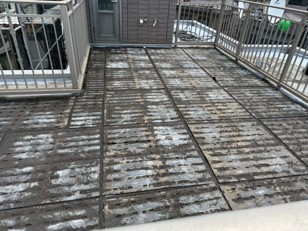 屋根塗装施工前