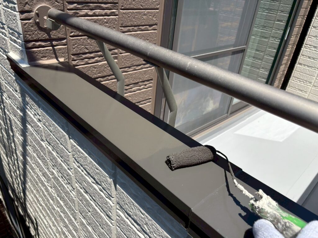 ベランダ手すり上塗り