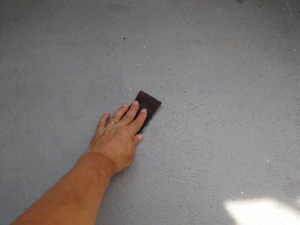 ベランダケレン