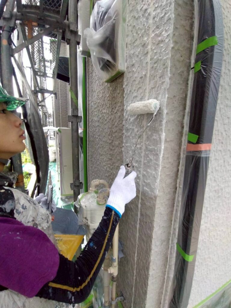 外壁下塗り