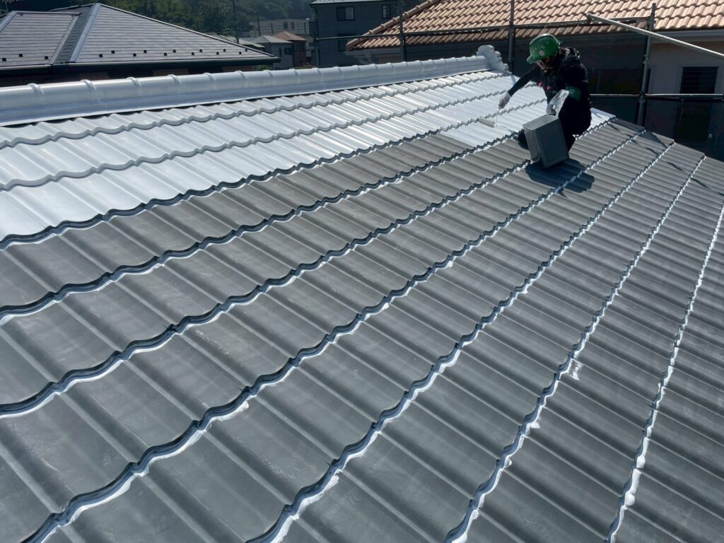 屋根下塗り