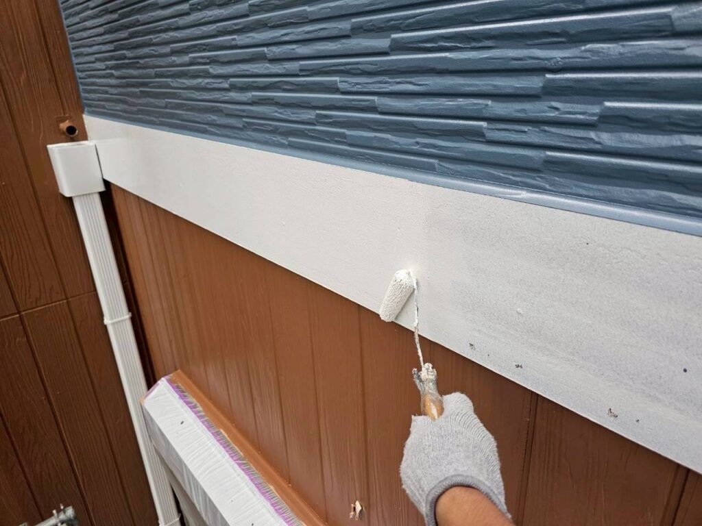 付帯部中塗り