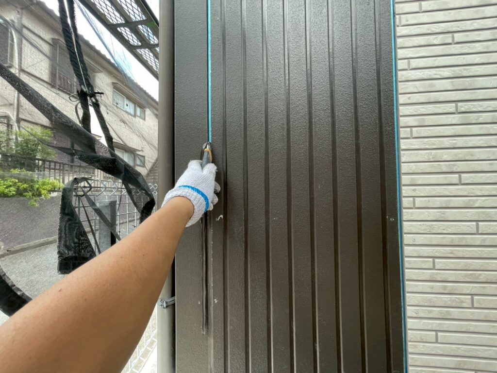 既存シーリング撤去