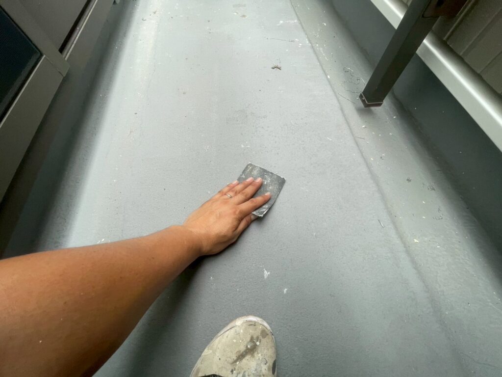 ベランダケレン