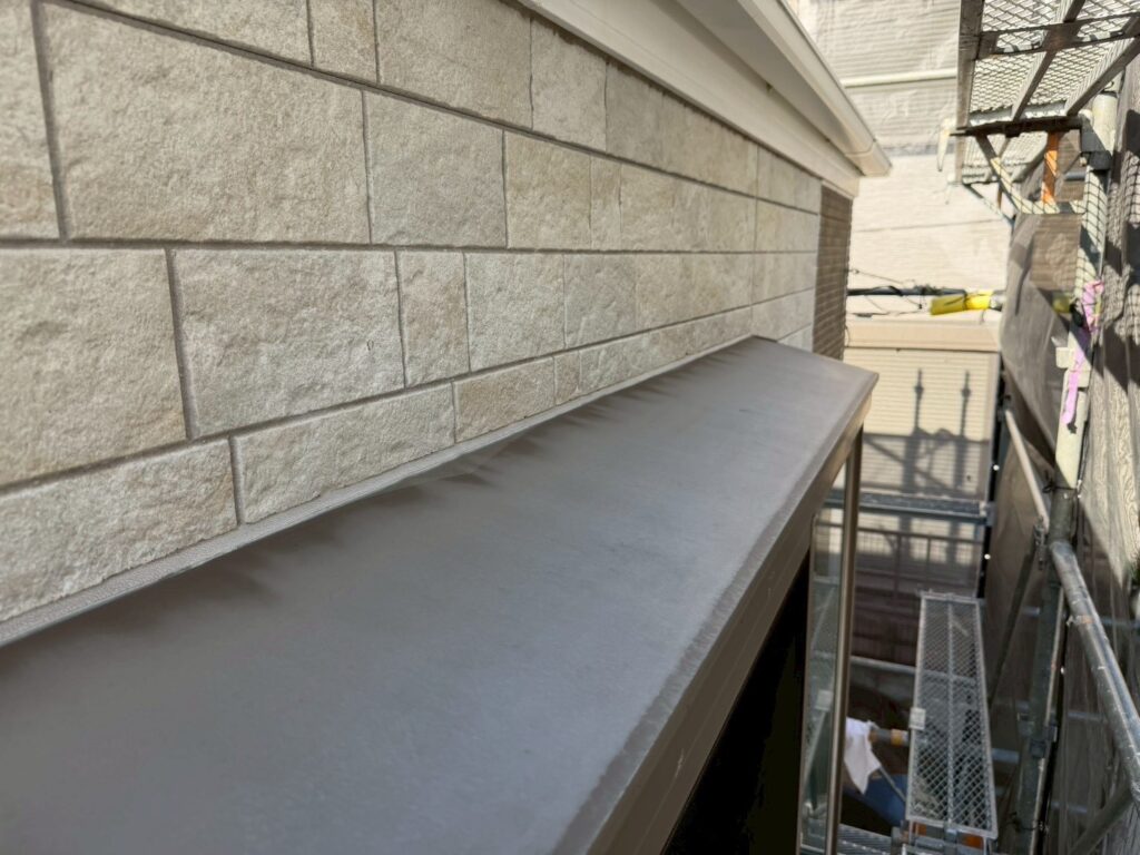 霧よけ庇施工前