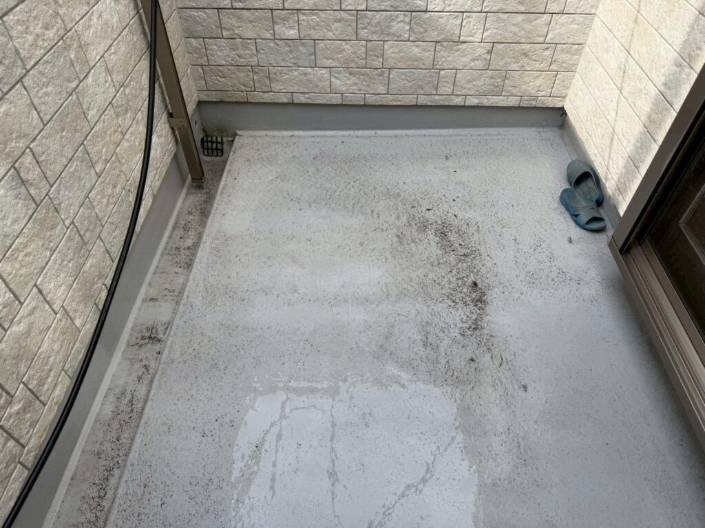 ベランダ施工前