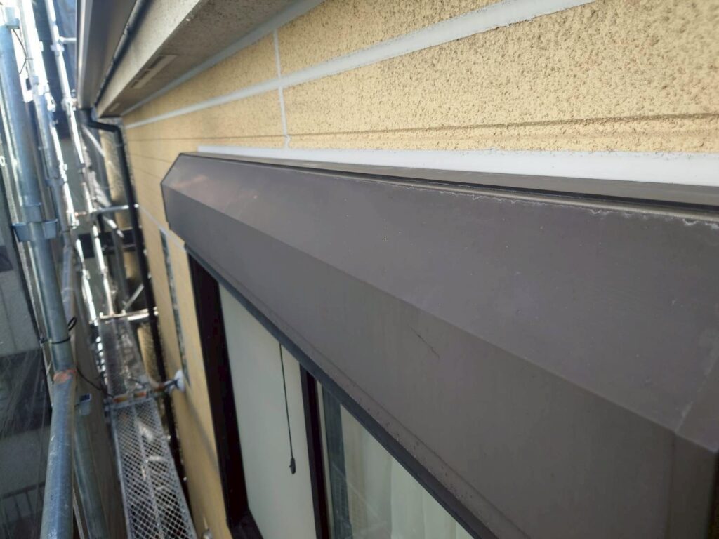 霧よけ庇施工前