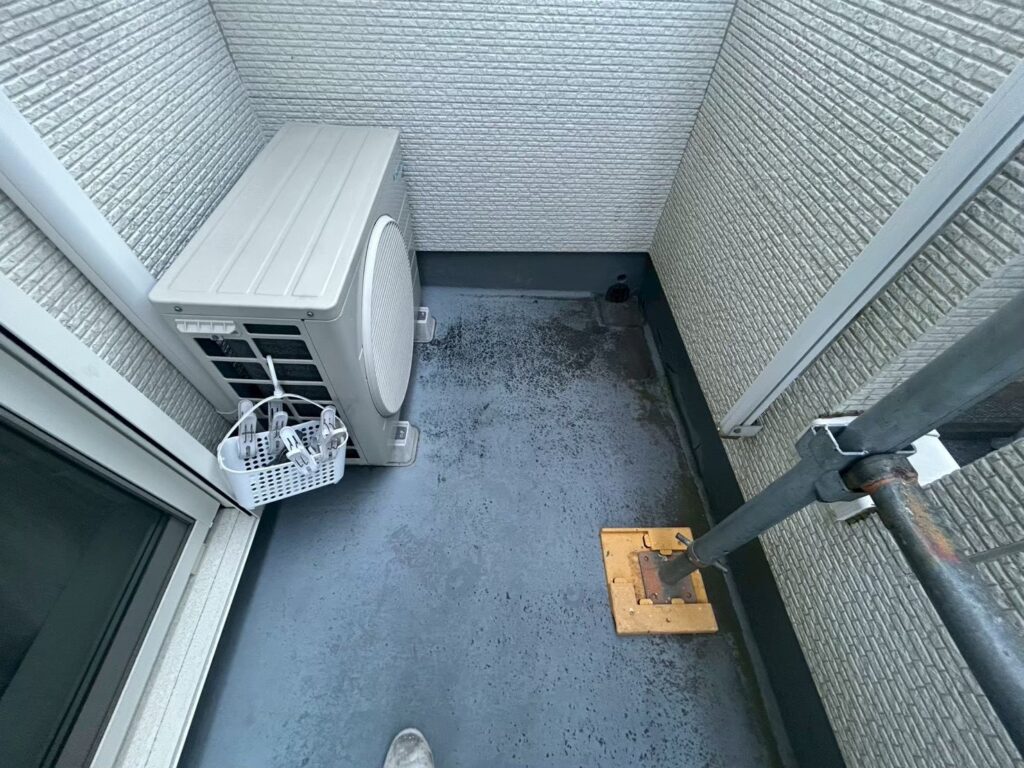 ベランダ施工前