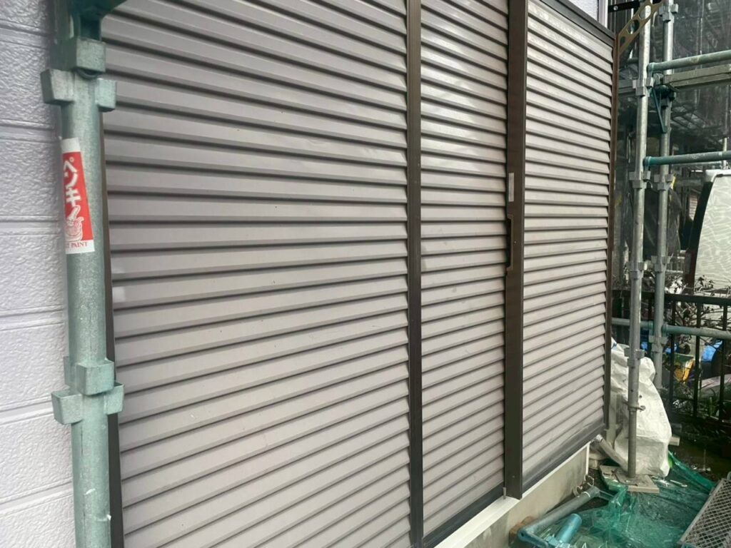 雨戸施工前