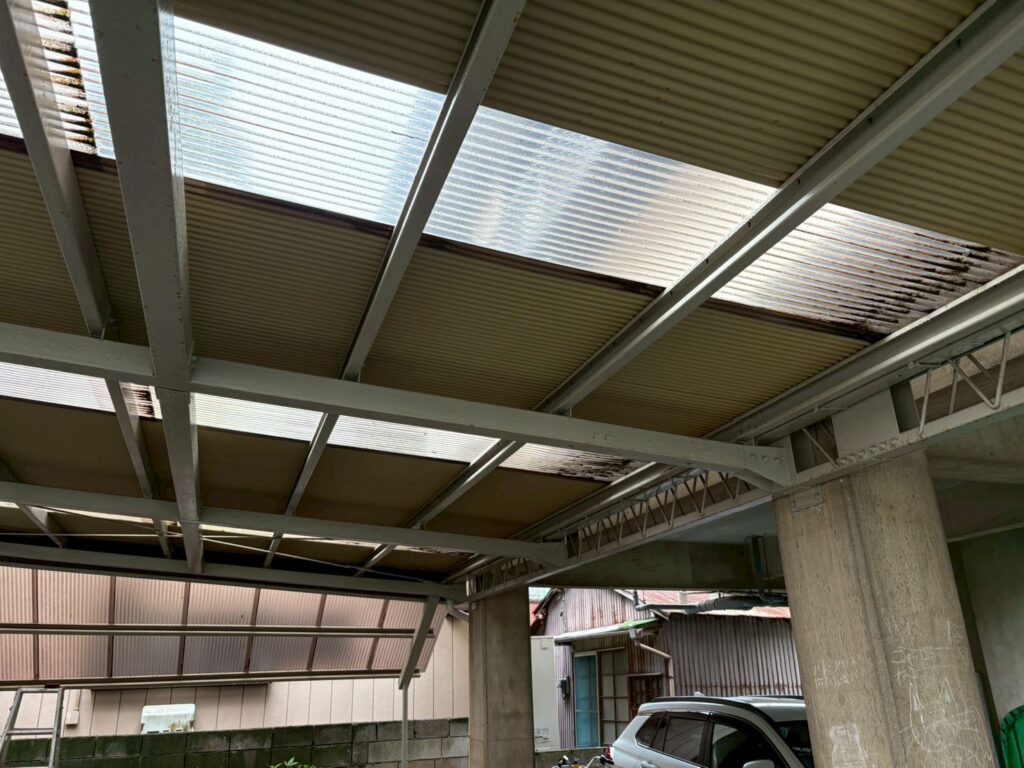 バルコニー天井施工前