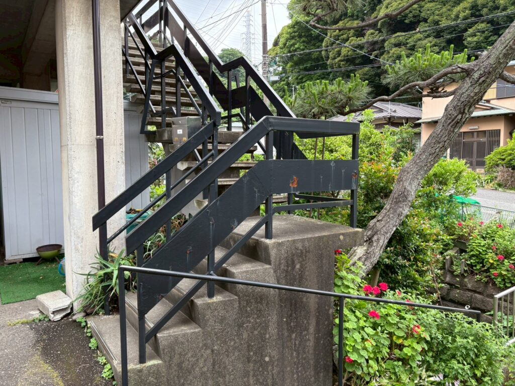 鉄骨階段施工前