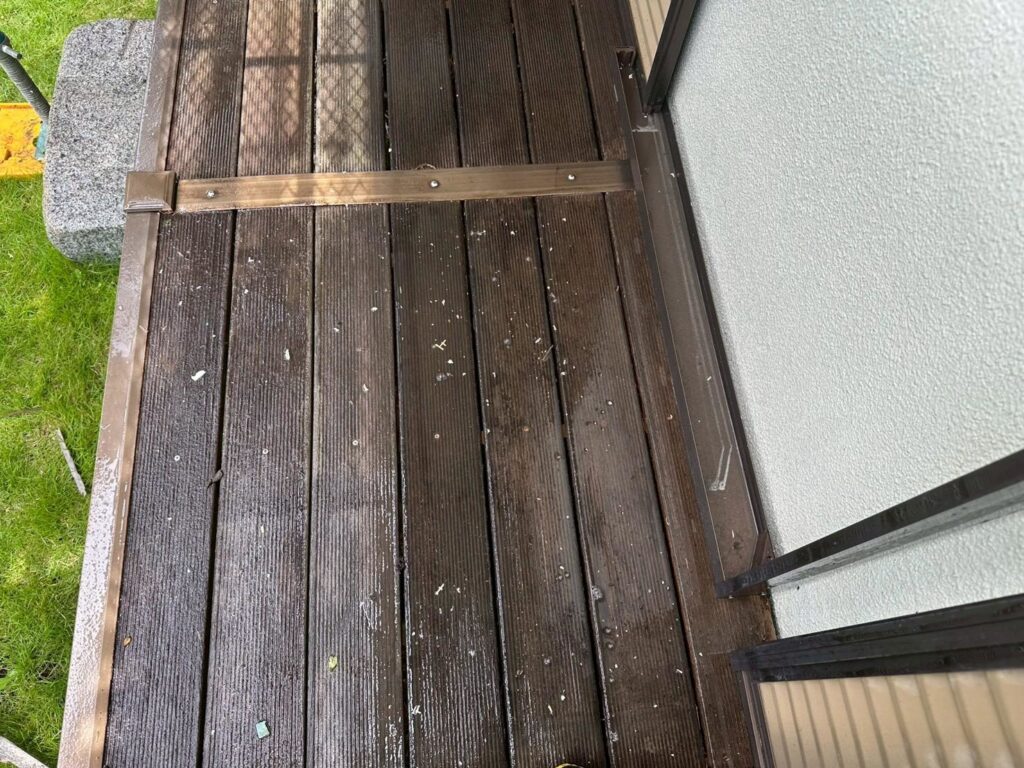 渡り廊下塗装前