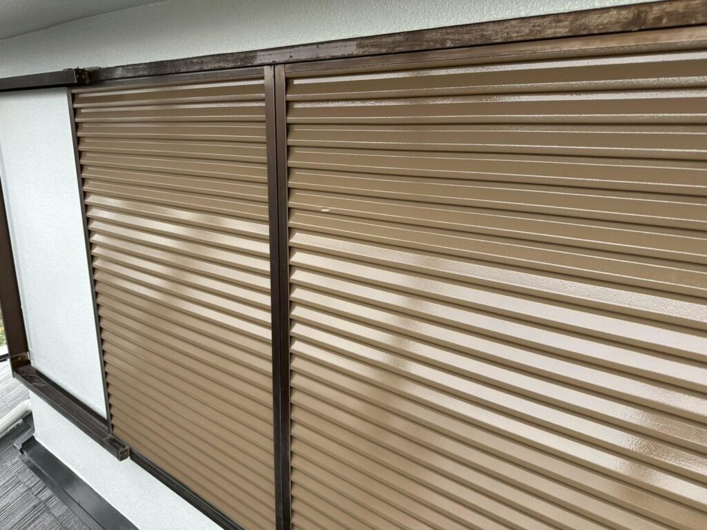 雨戸塗装施工完了