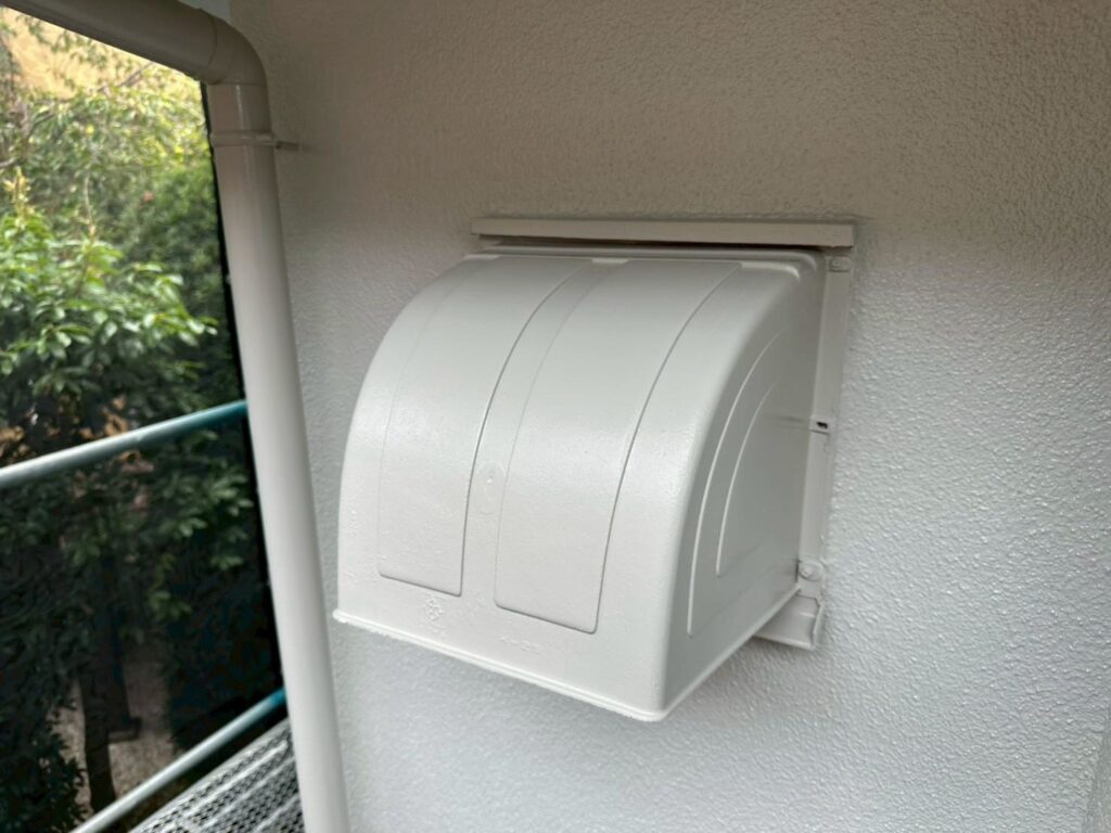 換気フード塗装施工完了