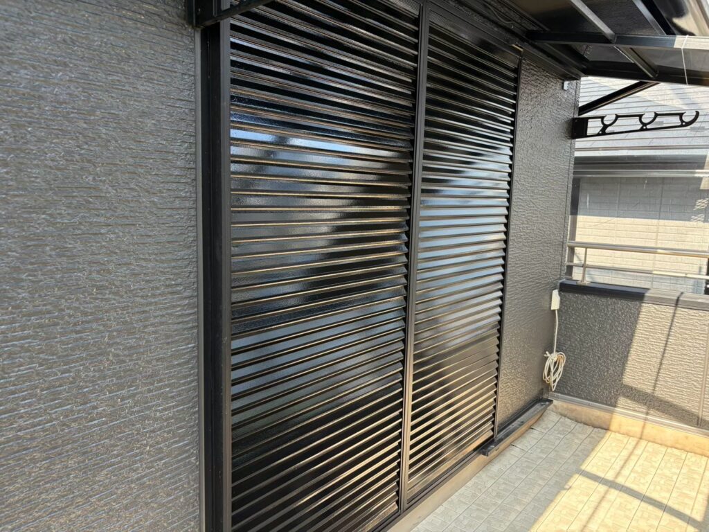 雨戸塗装施工完了